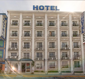 Гостиница Villa las Margaritas Plaza Cristal  Халапа